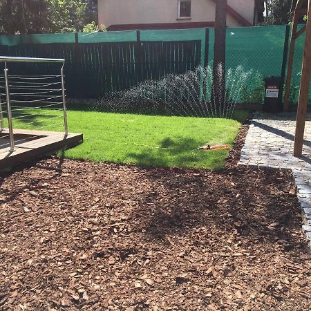 Luksusowy Apartament Pod Lasem, Otwock -Shared Garden, Sauna, Wood Hot Tub! Hot Tub Seasonal! المظهر الخارجي الصورة