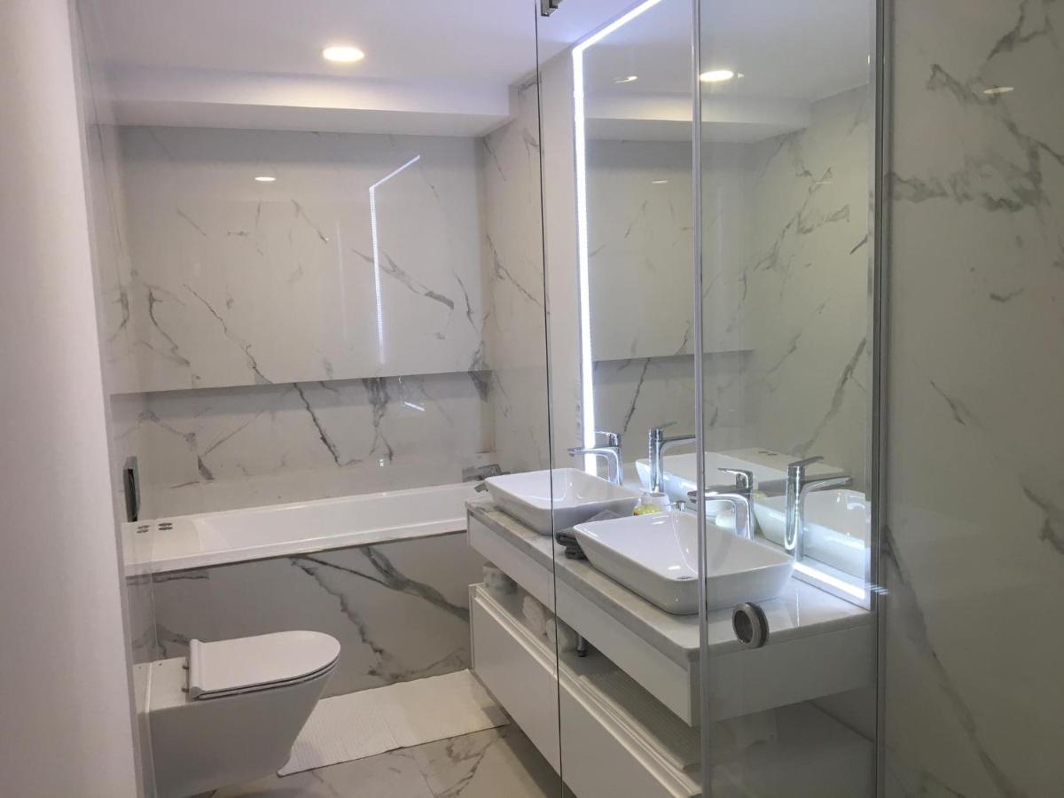 Luksusowy Apartament Pod Lasem, Otwock -Shared Garden, Sauna, Wood Hot Tub! Hot Tub Seasonal! المظهر الخارجي الصورة